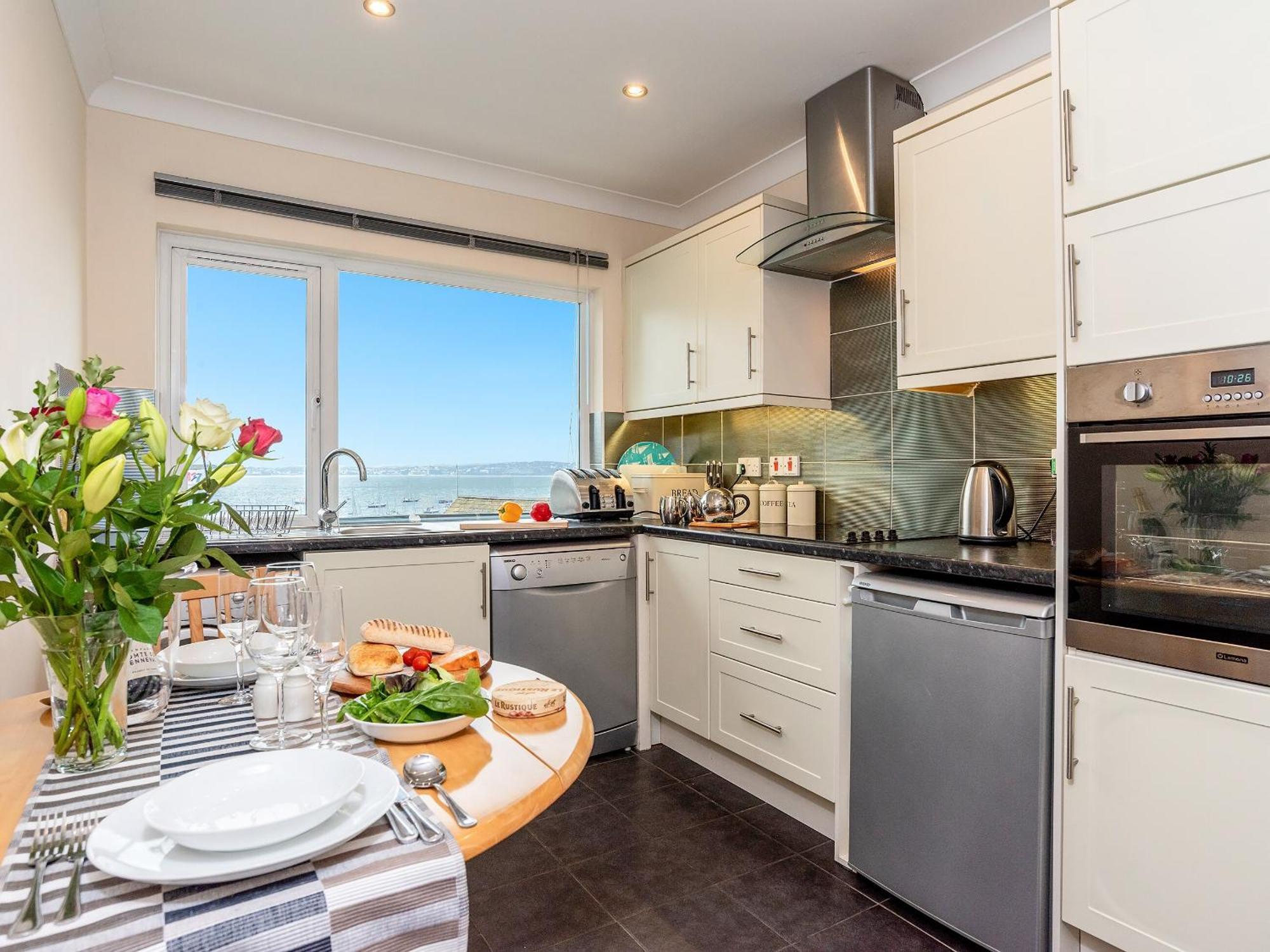 9 Dolphin Court Apartment Brixham Ngoại thất bức ảnh